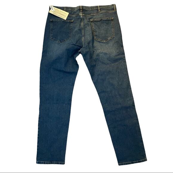 GoodThreads $41 Athletic Cut Blue Jeans Size 42x34 NEW - Picture 2 of 2